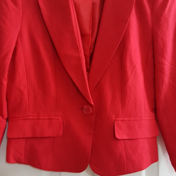 **Blazer ** - Picture 3 of 4